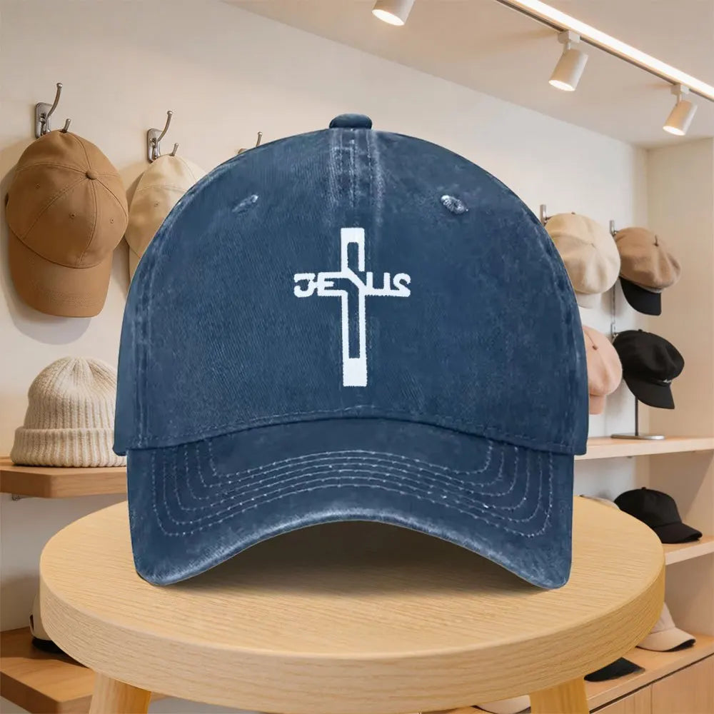 A Men'S Baseball Cap Featuring a Cross Design