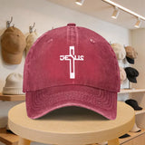 A Men'S Baseball Cap Featuring a Cross Design thumbnail 5